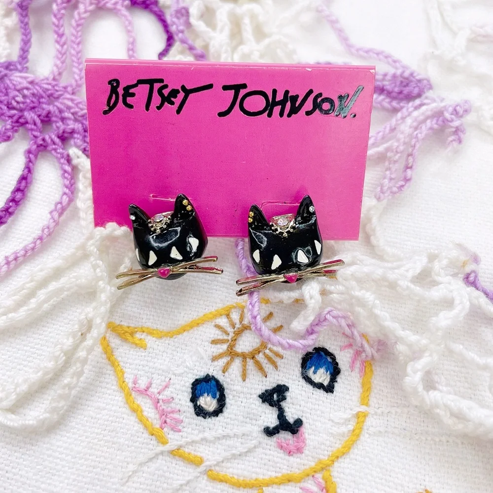 Betsey Johnson Black Cat pierced stud Earrings